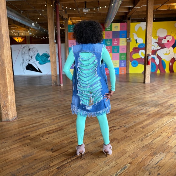 Jean jacket - Picture 3 of 4